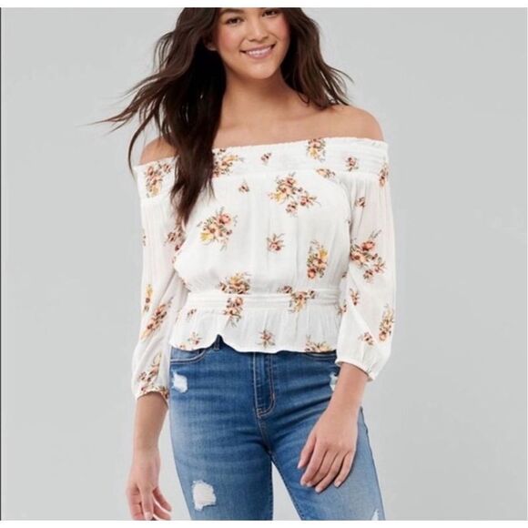 Hollister off the shoulder top! Cream w/orange floral pattern Size Medium NWT - Picture 1 of 5